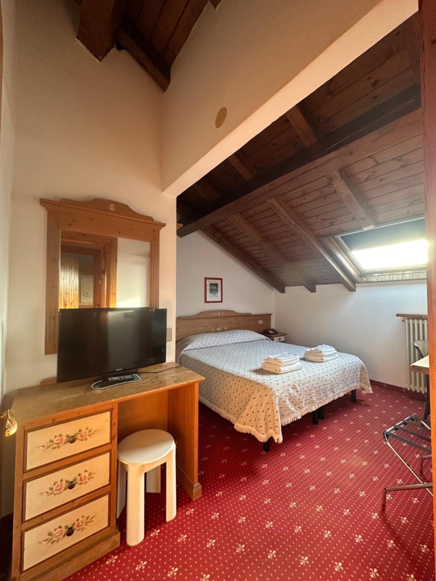 Hotel Alpi - Foza Exterior photo